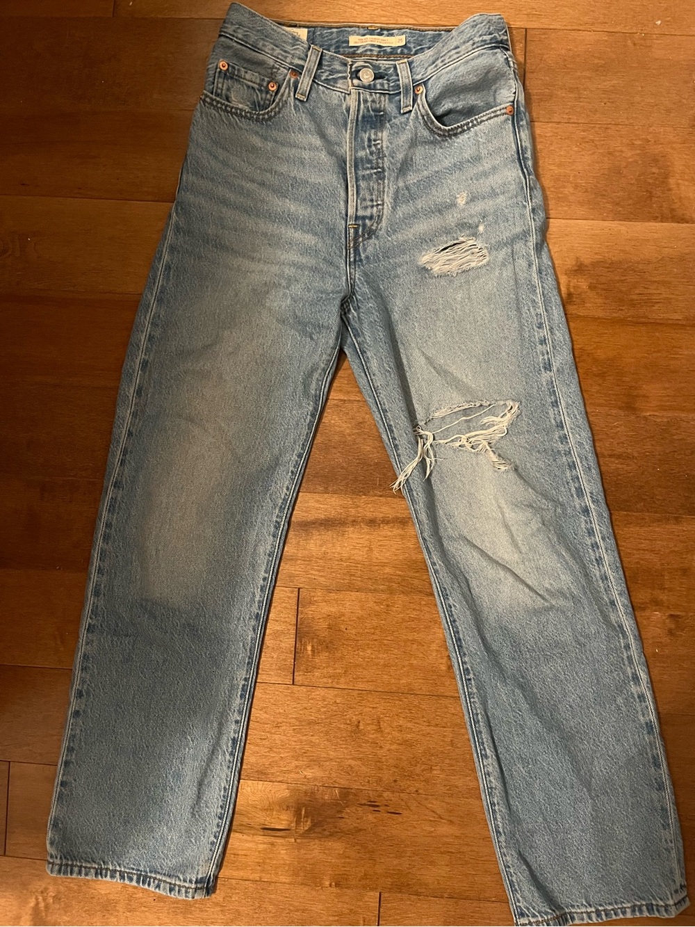LEVIS RIBCAGE STRAIGHT ANKLE JEANS SIZE 25